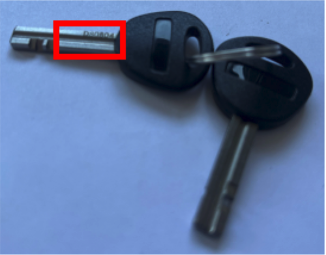 Sur la tige de la clé